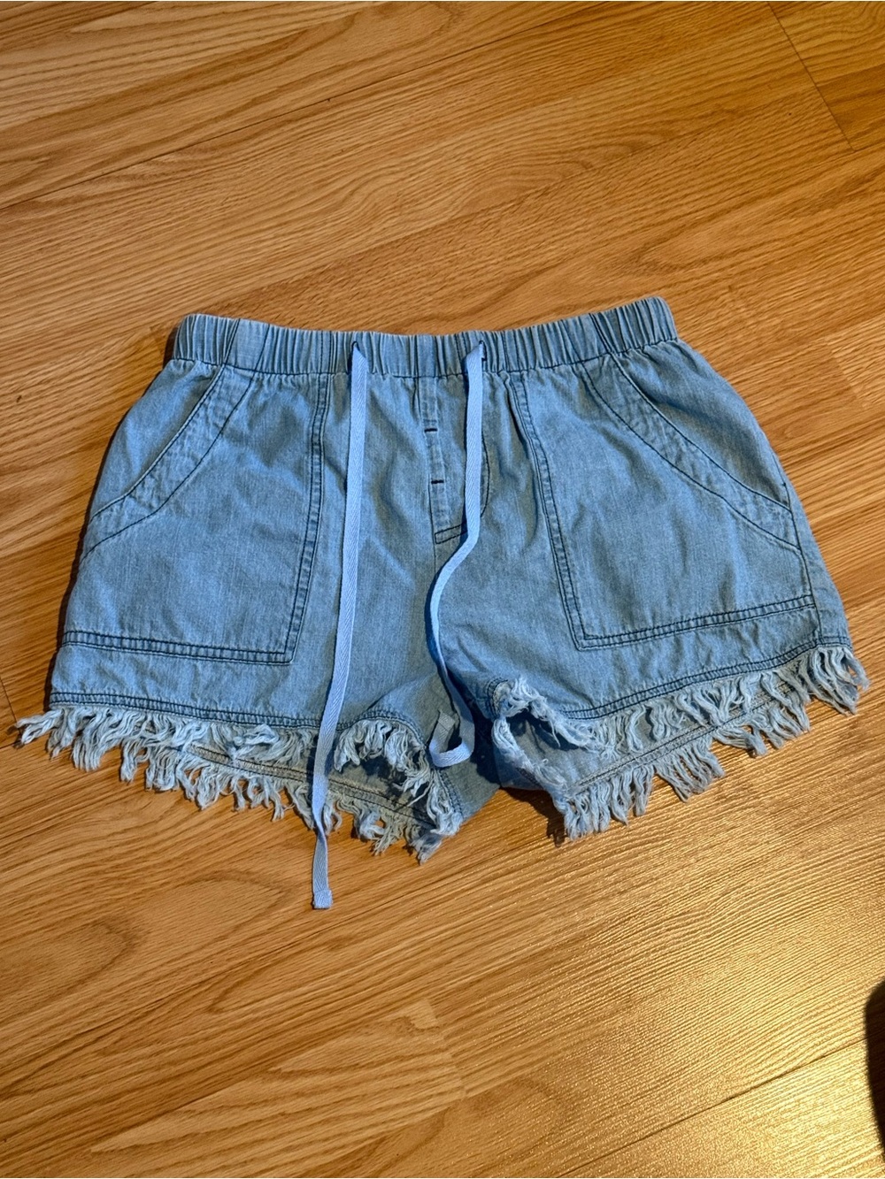 Light Blue Frayed Hem Women's Denim Shorts